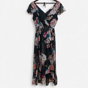 Band of Gypsies Juniors Floral Short Sleeve Maxi Dress Black and Pink Medium
